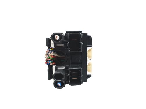 Fuse box PEUGEOT 508 I (8D_) 2.0 BlueHDi 180 | BP32055335E1