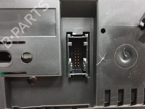 Instrument cluster BMW 3 (E90) 318 i | BP32056100C47