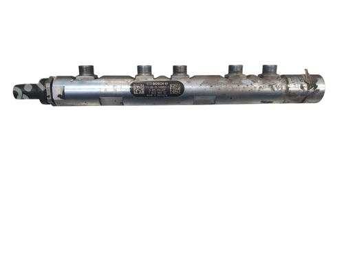 Used Injection rail Injection rail 36785845 36785845