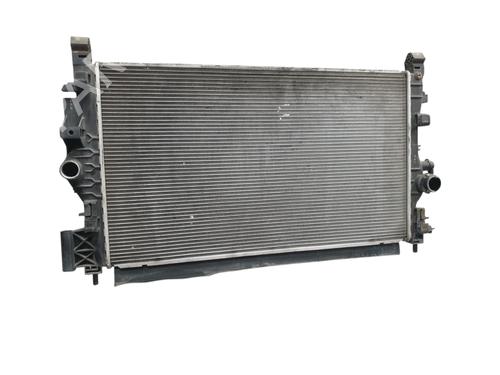 Used Water radiator Water radiator 37631081 37631081