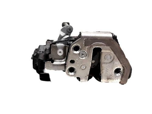 rear-left-lock-toyota-auris-_e15_-2006-2007-2008-2009-2010-2011-2012-2013-32051122 main image