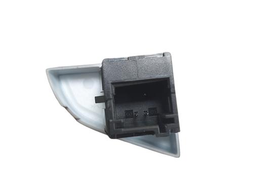 BP32047108I22 main image