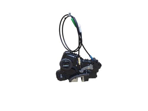 Used Front left lock TOYOTA VERSO (_R2_) 1.8 (ZGR21_, ZGR21R) (147 hp) 32051419