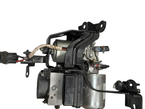 abs-pump-toyota-corolla-estate-_e21_-2019-32345600 main image