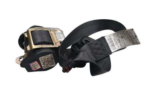 front-right-seatbelt-ssangyong-rexton-rexton-ii-gab_-2002-32053243 main image