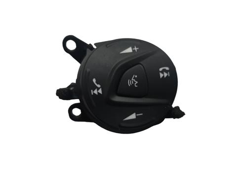 Used Steering wheel controls FORD FOCUS III [2010-2020]  32049102