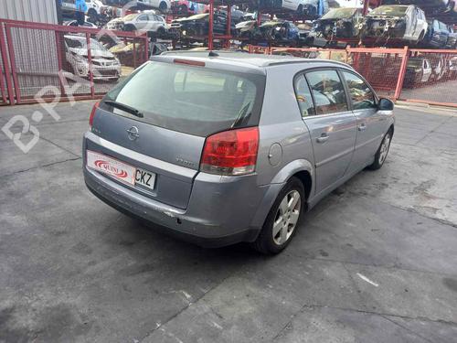 Fuse box OPEL SIGNUM Hatchback (Z03)  | BP32054889E1 