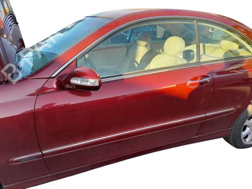 Used Left front door MERCEDES-BENZ CLK (C209) [2002-2010]  32055911
