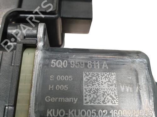 rear-left-window-mechanism-skoda-superb-iii-3v3-2015-2016-2017-2018-2019-2020-2021-2022-2023-2024-32054778 main image