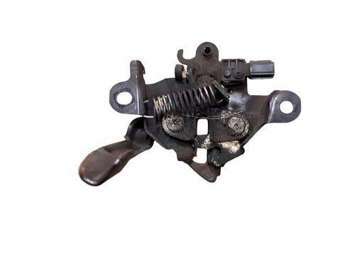 hood-lock-toyota-yaris-_p13_-2010-2011-2012-2013-2014-2015-2016-2017-2018-2019-2020-32052280 main image