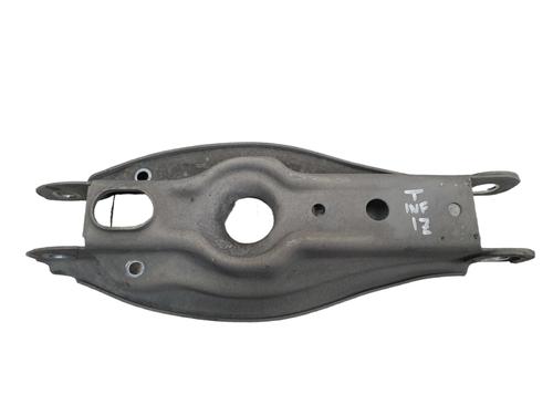 Venstre bagtil bærearm BMW 3 (E90) 320 d (163 hp) 32054308