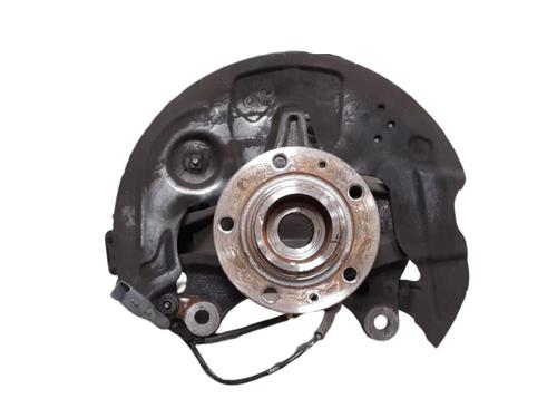 Used Left front steering knuckle PEUGEOT 308 SW II (LC_, LJ_, LR_, LX_, L4_) [2014-2021]  32056053