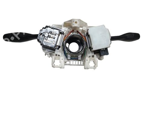 Switch MITSUBISHI GRANDIS (NA_W) | BP32054633I30