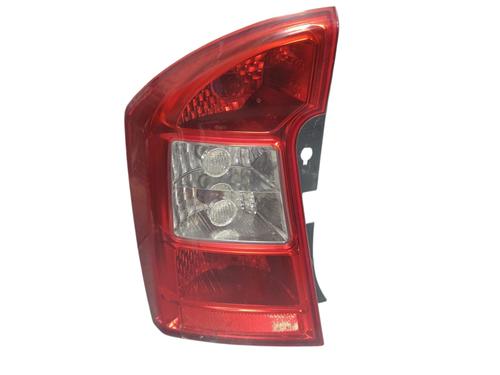 left-taillight-kia-carens-iii-mpv-un-2006-2007-2008-2009-2010-2011-2012-2013-32054019 main image