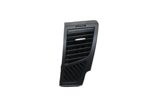 air-vent-bmw-1-e87-2003-2004-2005-2006-2007-2008-2009-2010-2011-2012-2013-32048747 main image