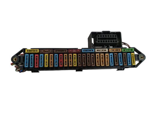 Used Fuse box SEAT CORDOBA (6K1, 6K2) 1.9 TDI (90 hp) 32051621