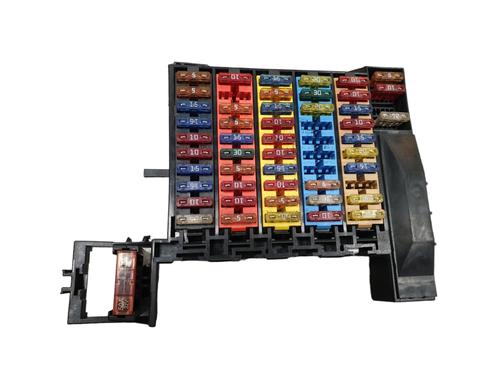 Used Fuse box AUDI A8 D2 (4D2, 4D8) S8 quattro (360 hp) 32050416