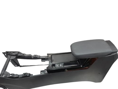 middle-console-kia-ceed-sportswagon-cd-2018-32073620 main image