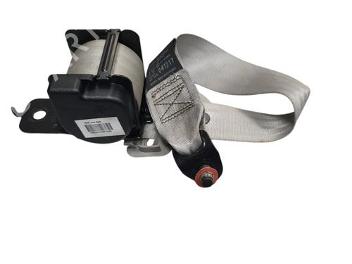 rear-right-seatbelt-kia-cerato-i-saloon-ld-2004-2005-2006-2007-2008-2009-2010-2011-32049516 main image