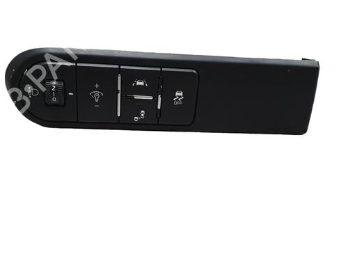 BP32054479I30 main image