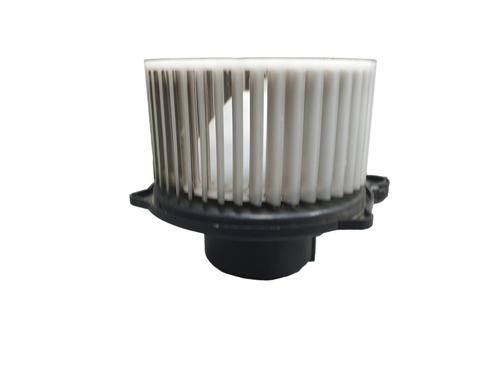 Used Heater blower motor HYUNDAI GETZ (TB) 1.4 i (97 hp) 32047856