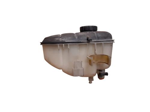 expansion-tank-mercedes-benz-c-class-w203-2000-2001-2002-2003-2004-2005-2006-2007-32047137 main image