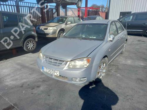 Brugte KIA CERATO I Saloon (LD) 2.0 CRDi (112 hp) 4418583