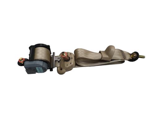 rear-left-seatbelt-ssangyong-rodius-i-2005-32053382 main image