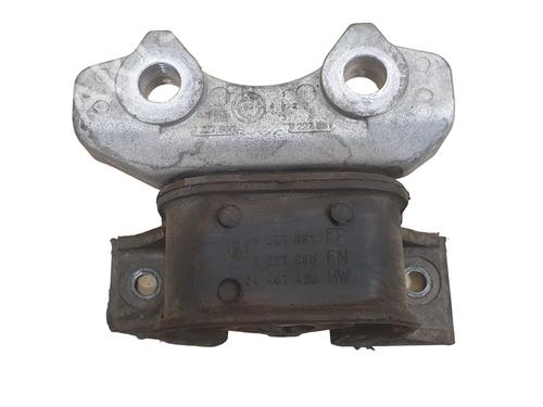 Used Engine mount OPEL CORSA C (X01) [2000-2009]  32047702