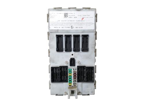Used Fuse box BMW X1 (F48) sDrive 18 d (150 hp) 32058240