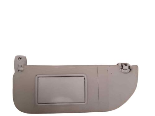 left-sun-visor-toyota-aygo-_b1_-2005-2006-2007-2008-2009-2010-2011-2012-2013-2014-32047988 main image