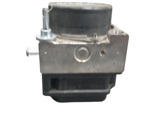 abs-pump-fiat-bravo-ii-198_-2006-2007-2008-2009-2010-2011-2012-2013-2014-2015-2016-32053075 main image