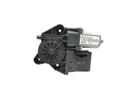 Used Right front window motor RENAULT MEGANE III Hatchback (BZ0/1_, B3_) 1.9 dCi (BZ0N, BZ0J) (131 hp) 32051317