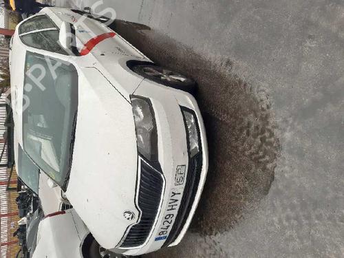 Pièces Détachées Usagées SKODA RAPID (NH3, NK3, NK6) 1.6 TDI (105 hp) 4419079