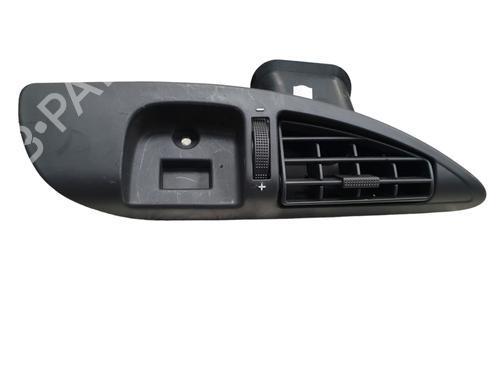 Used Air vent FIAT ULYSSE (179_) 2.2 JTD (128 hp) 32047820