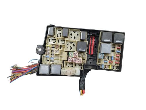 Used Fuse box FORD FOCUS III [2010-2020]  32054724