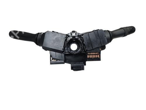 Switch TOYOTA YARIS (_P9_) | BP32056391I30