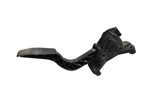 pedal-kia-cerato-i-saloon-ld-2004-2005-2006-2007-2008-2009-2010-2011-32051670 main image
