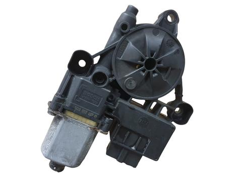 BP32051813E23 main image