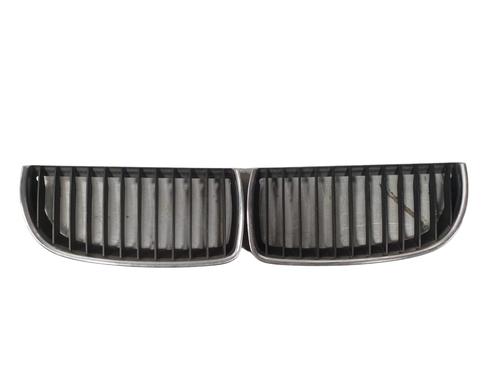 Grill BMW 3 (E90) 320 d (163 hp) 32055437