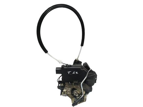 Venstre bagtil lås AUDI A6 C5 (4B2, 4B4) 2.5 TDI (180 hp) 32051262