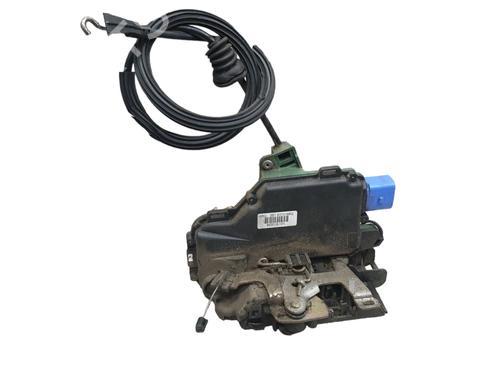 Used Front right lock VW POLO IV (9N_, 9A_) 1.4 TDI (75 hp) 32048283