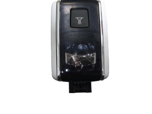 BP32047515I8 main image