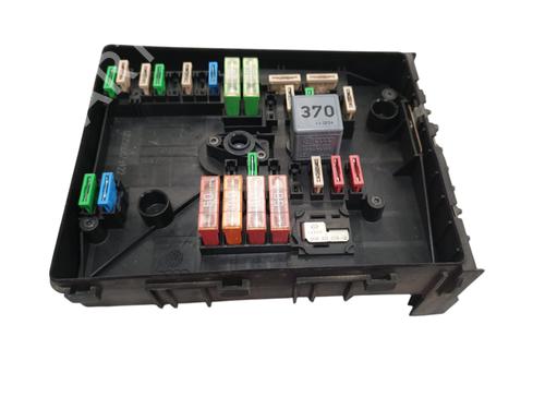 Used Fuse box Fuse box SEAT LEON (1P1) [2005-2013] 33983129 33983129