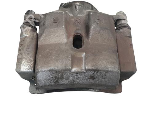 right-front-brake-caliper-toyota-prius-_w3_-2008-2009-2010-2011-2012-2013-2014-2015-2016-32054044 main image