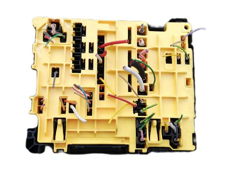 Used Fuse box Fuse box PEUGEOT 308 II (LB_, LP_, LW_, LH_, L3_) [2013-2021] 32054717 32054717
