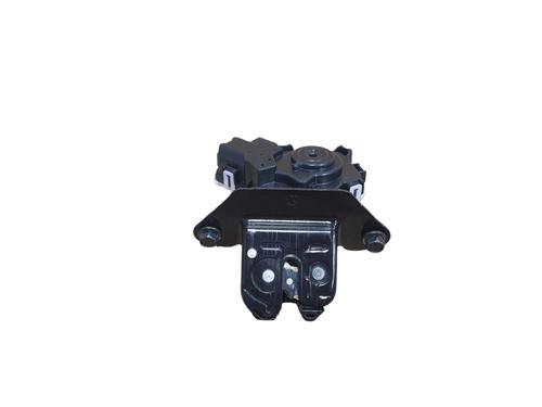 serrure-hayon-mazda-cx-3-dk-2015-32051461 main image