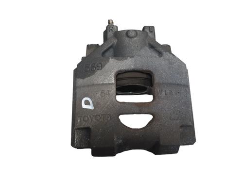 Used Right front brake caliper Right front brake caliper TOYOTA YARIS (_P9_) 1.33 VVT-i (NSP90_, NSP90R) (99 hp) 32048268 32048268