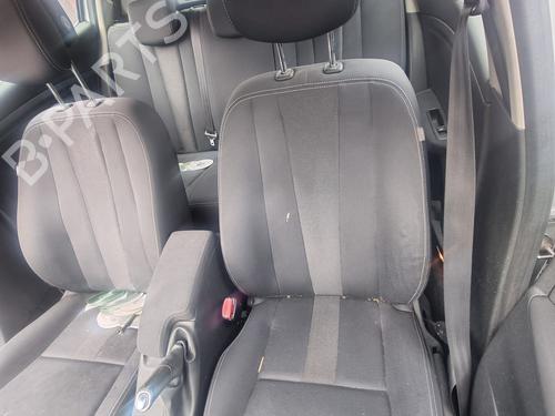 Headlight switch RENAULT MEGANE III Hatchback (BZ0/1_, B3_) 1.9 dCi (BZ0N, BZ0J) | BP32047068I24 