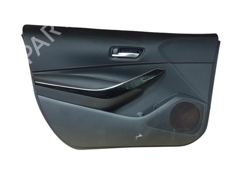 Forreste venstre beklædning TOYOTA COROLLA Estate (_E21_) 1.8 Hybrid (ZWE211) (98 hp) 32057243